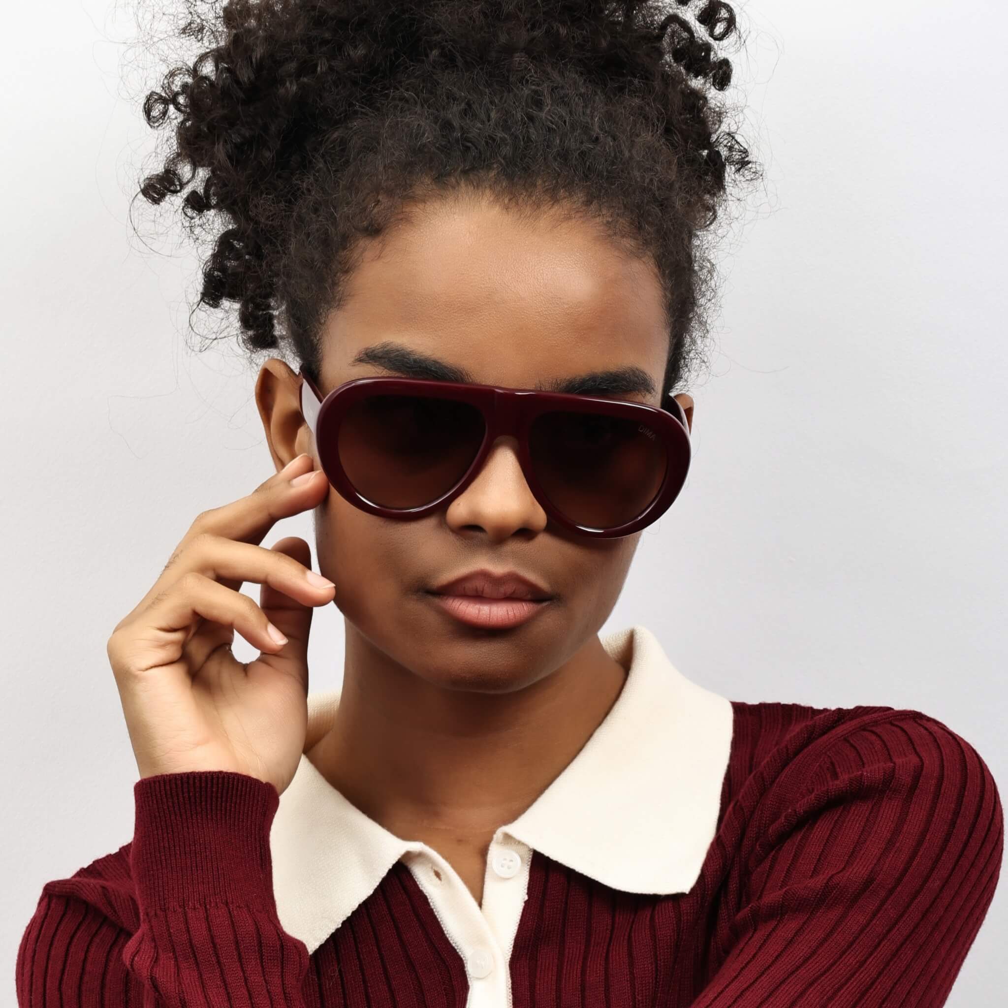 Dima Sunglasses Maroon Frame Brown Gradient Lens Show 1
