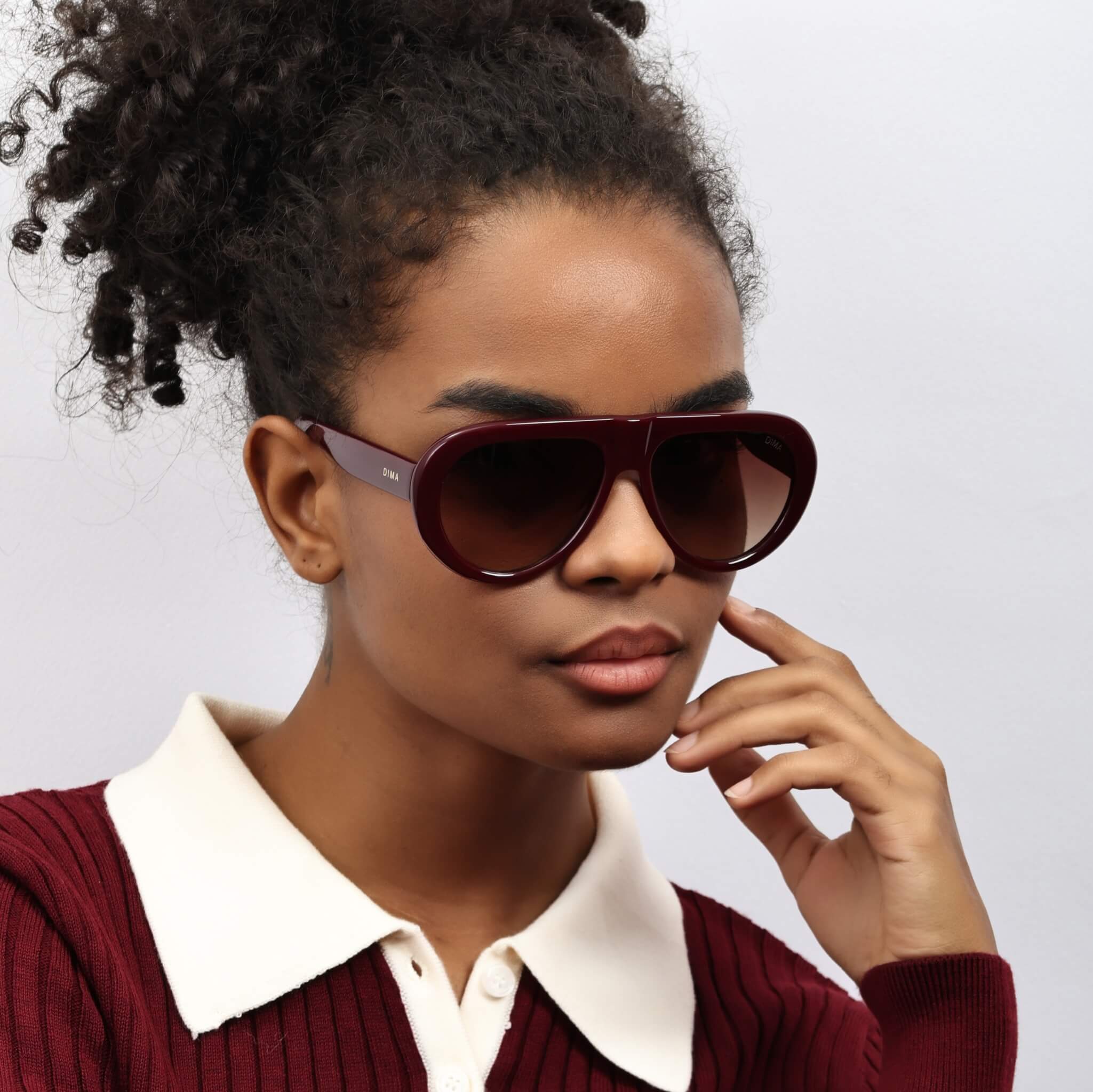Dima Sunglasses Maroon Frame Brown Gradient Lens Show 2