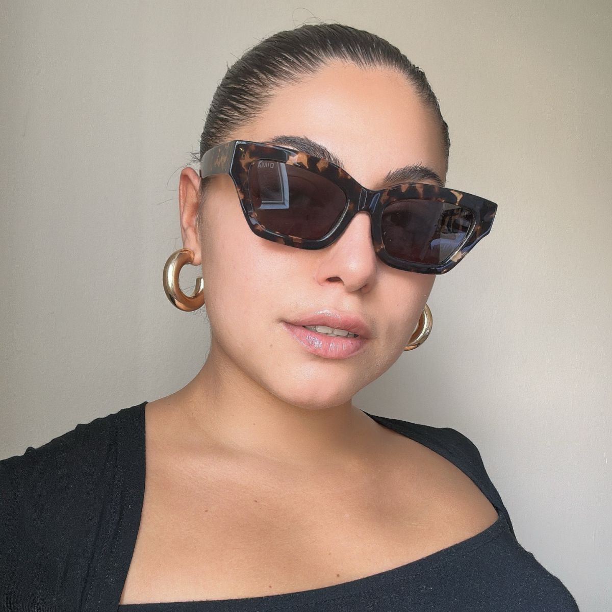 dima sunglass ava blonde tortoise frame grey lens look 4